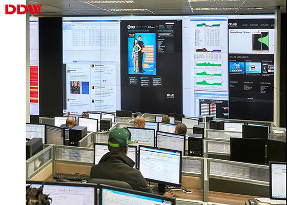 HDMI VGA 1080p ควบคุมวิดีโอผนังห้อง 3.5 มม. 700 Nits Samsung แสดง 46 &#39;&#39; 3x3