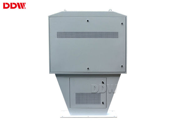 IP65 กันน้ําภายนอก Digital Signage Kiosk 60 นิ้ว 2500 Nits สําหรับการโฆษณา