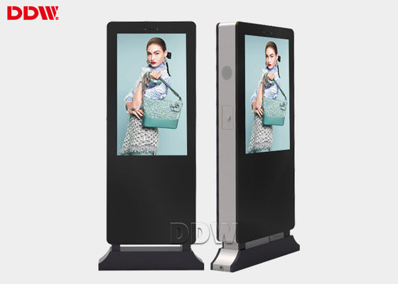 2000 Nits 55 "พื้นยืนภายนอก Digital Signage Kiosk ด้วยระบบเย็นแฟน