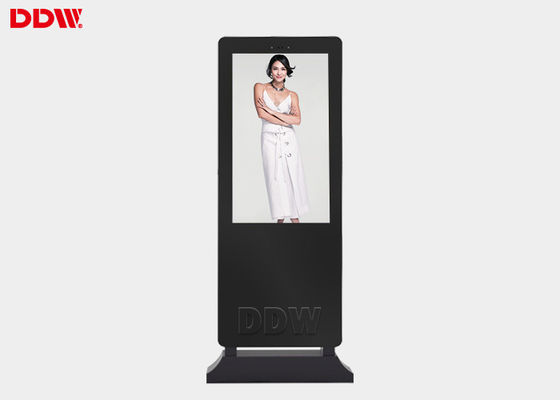 2000 Nits 55 "พื้นยืนภายนอก Digital Signage Kiosk ด้วยระบบเย็นแฟน