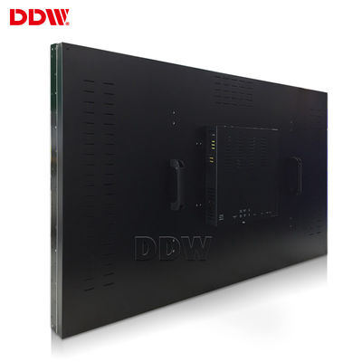 ผนังวิดีโอโค้ง 55 นิ้วอัตราการรีเฟรชแบบไม่มีรอยต่อ 60Hz AC 220v-250v ความสว่างสูง
